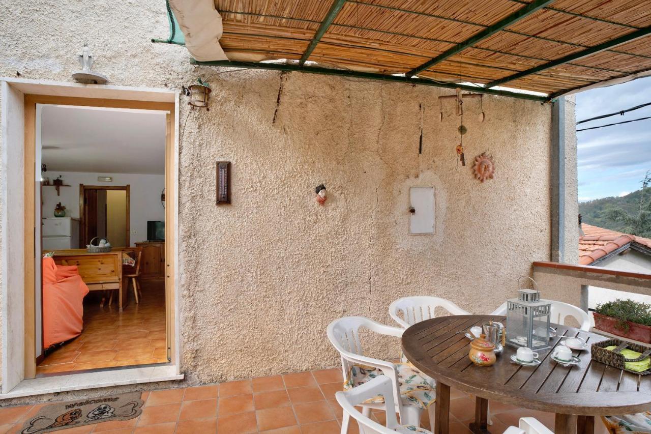 Ca De Baci Appartement Vessalico Buitenkant foto
